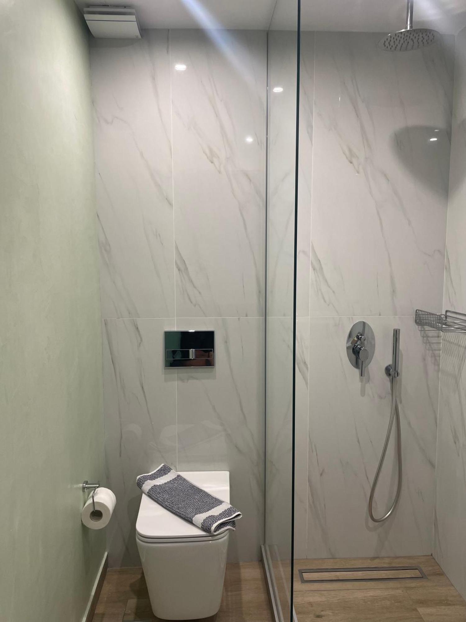 Domus Hospitality Lejlighedshotel Vourvourou Eksteriør billede